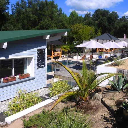 מולייטס-אה-מא Ohana Lodge מראה חיצוני תמונה